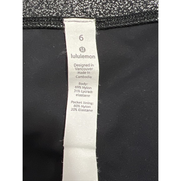 Lululemon Speed Up Tight Foil 28" Luminosity Print Black/Silver Luxtreme Sz 6 - Picture 9 of 10